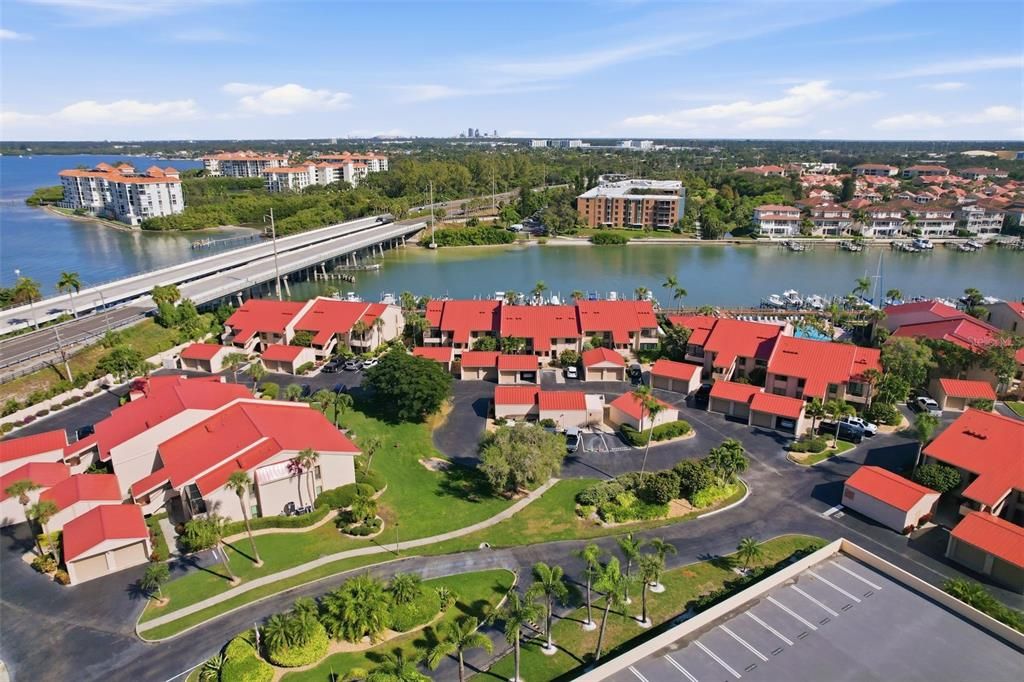 На продажу: $655,000 (2 спален, 2 ванн, 1220 Квадратных фут)