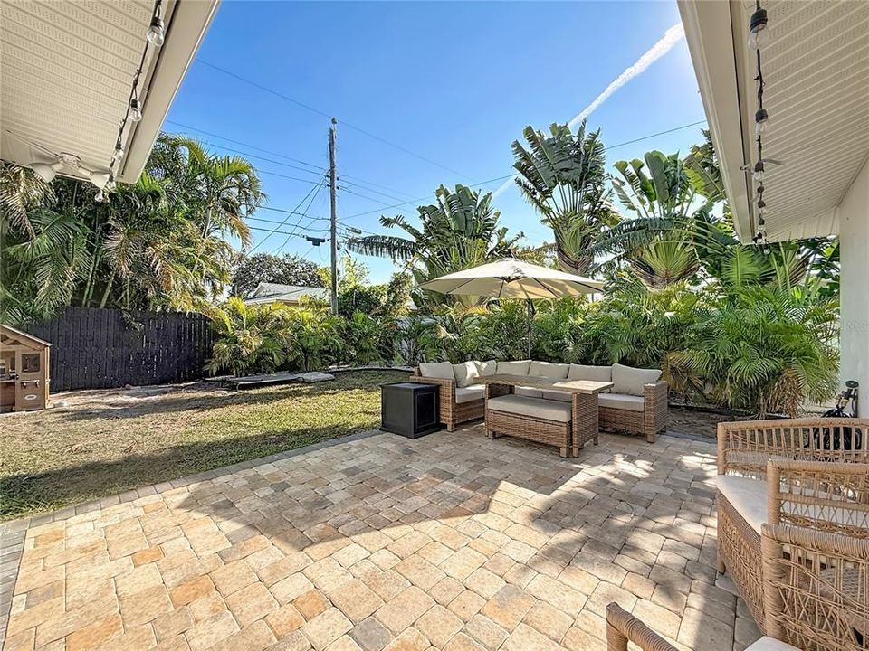 For Sale: $650,000 (4 beds, 2 baths, 1817 Square Feet)