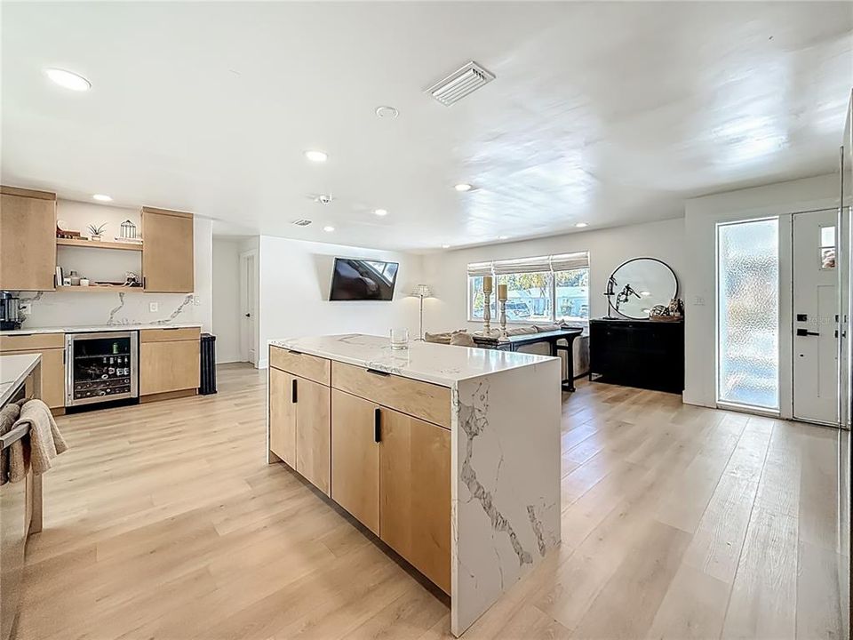 For Sale: $650,000 (4 beds, 2 baths, 1817 Square Feet)