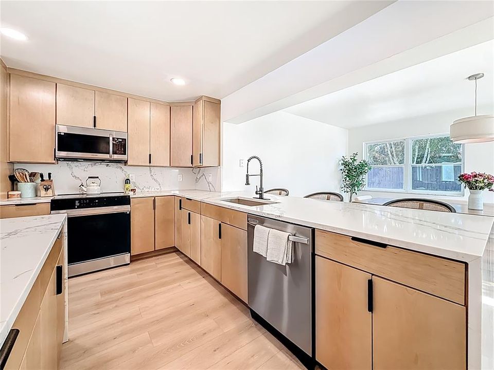 For Sale: $650,000 (4 beds, 2 baths, 1817 Square Feet)