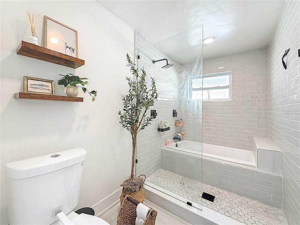 For Sale: $650,000 (4 beds, 2 baths, 1817 Square Feet)