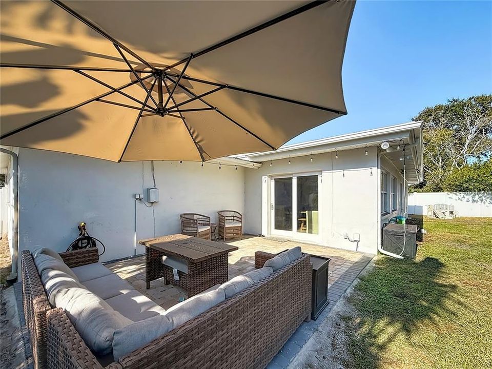 For Sale: $650,000 (4 beds, 2 baths, 1817 Square Feet)