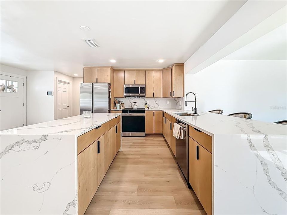 For Sale: $650,000 (4 beds, 2 baths, 1817 Square Feet)