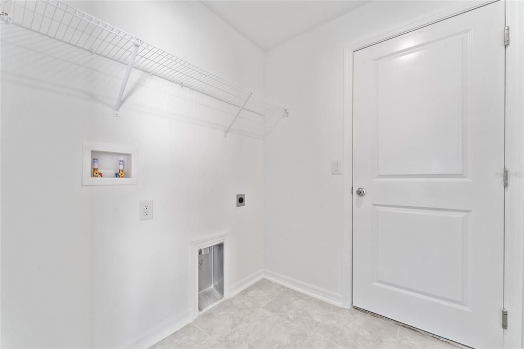 En Renta: $2,200 (4 camas, 2 baños, 1817 Pies cuadrados)