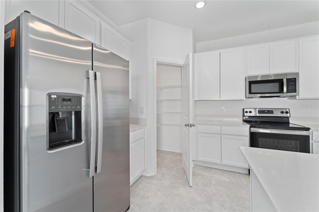 En Renta: $2,200 (4 camas, 2 baños, 1817 Pies cuadrados)