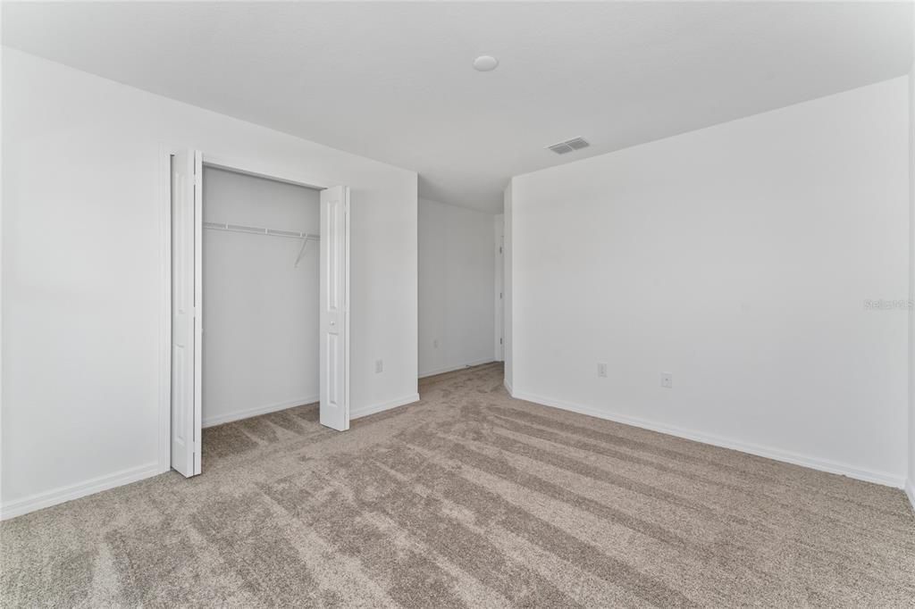 En Renta: $2,200 (4 camas, 2 baños, 1817 Pies cuadrados)