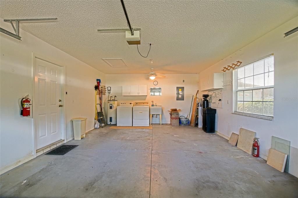 For Sale: $209,000 (2 beds, 2 baths, 1240 Square Feet)