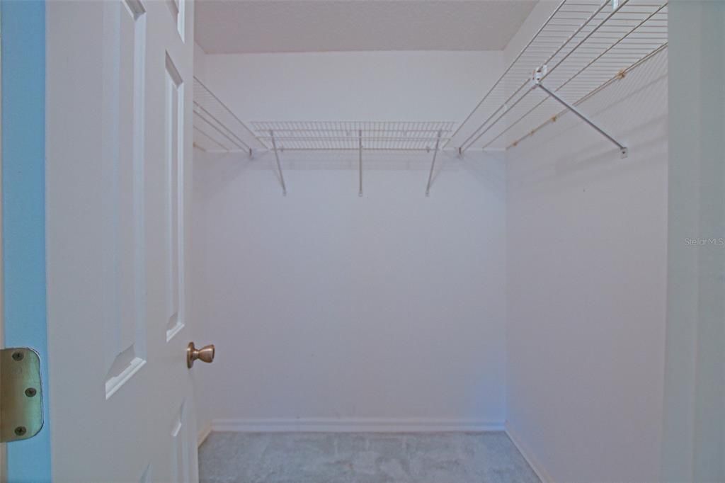 For Sale: $209,000 (2 beds, 2 baths, 1240 Square Feet)