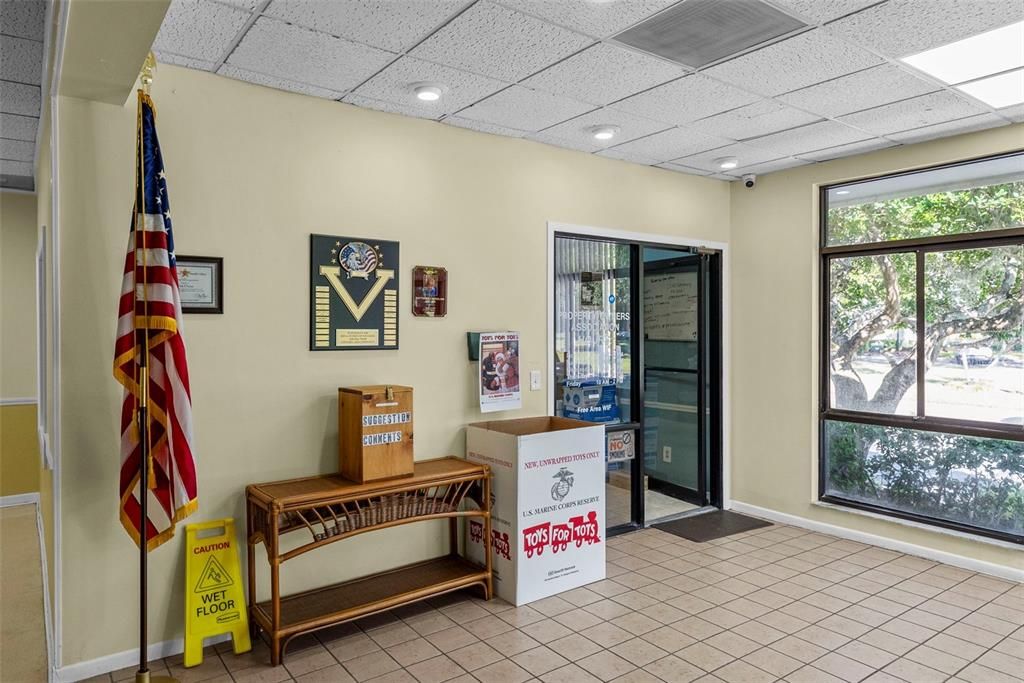 For Sale: $219,000 (2 beds, 2 baths, 1025 Square Feet)