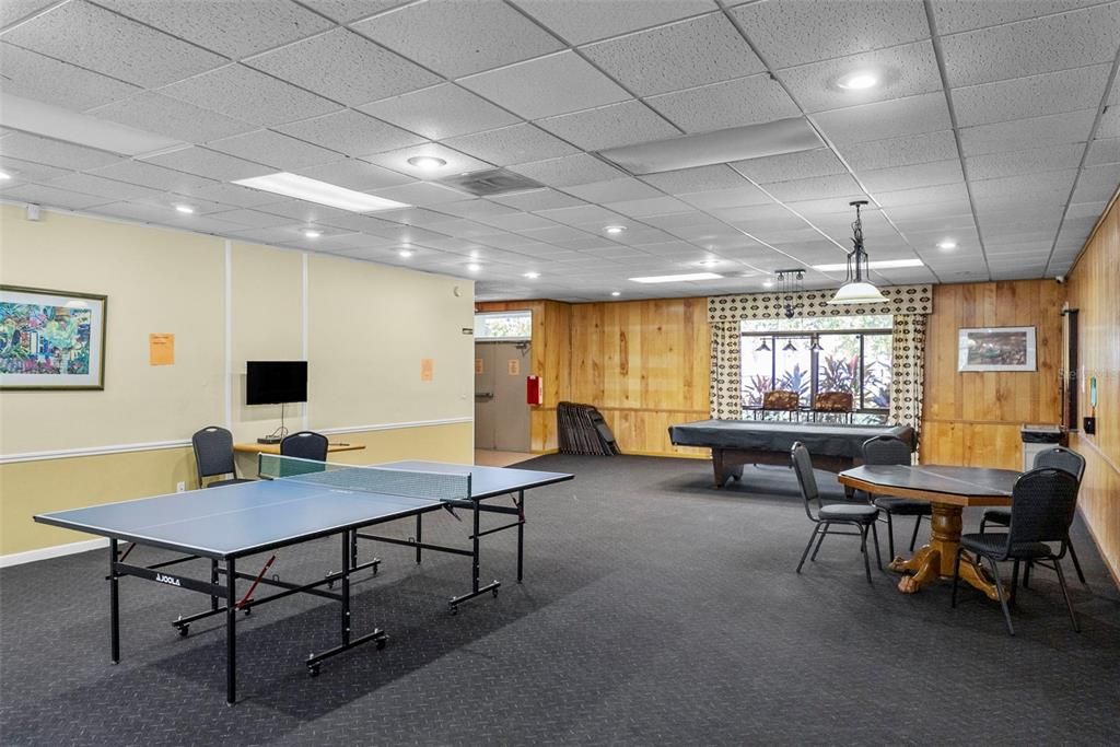 For Sale: $219,000 (2 beds, 2 baths, 1025 Square Feet)