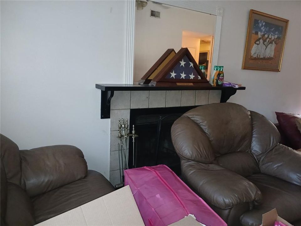 En Venta: $130,000 (2 camas, 2 baños, 912 Pies cuadrados)