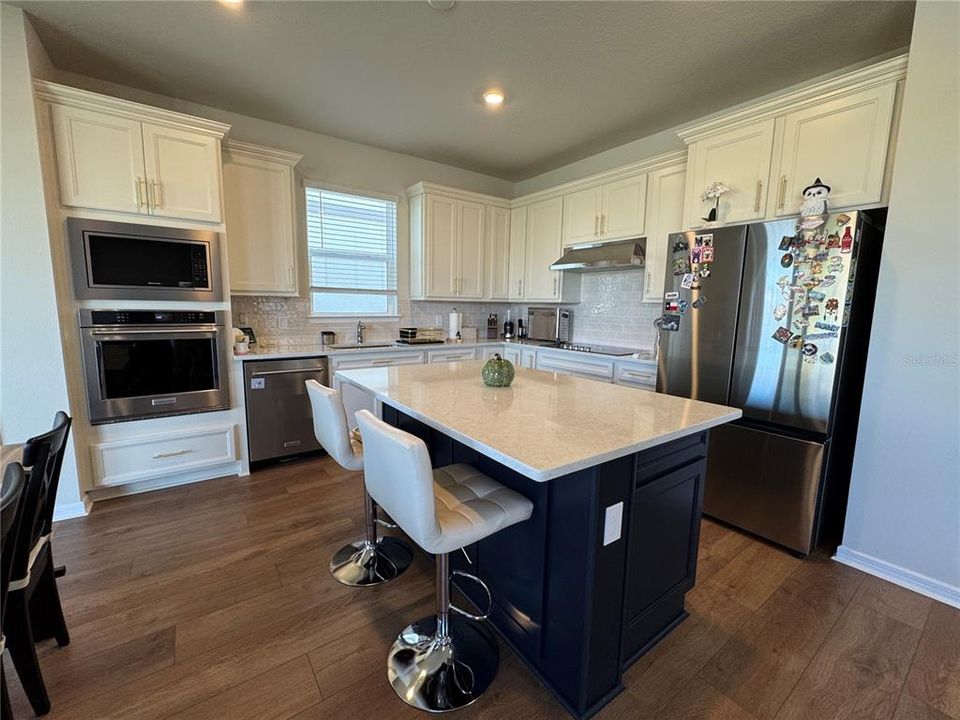 For Rent: $3,000 (4 beds, 3 baths, 2178 Square Feet)