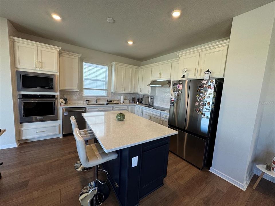 For Rent: $3,000 (4 beds, 3 baths, 2178 Square Feet)