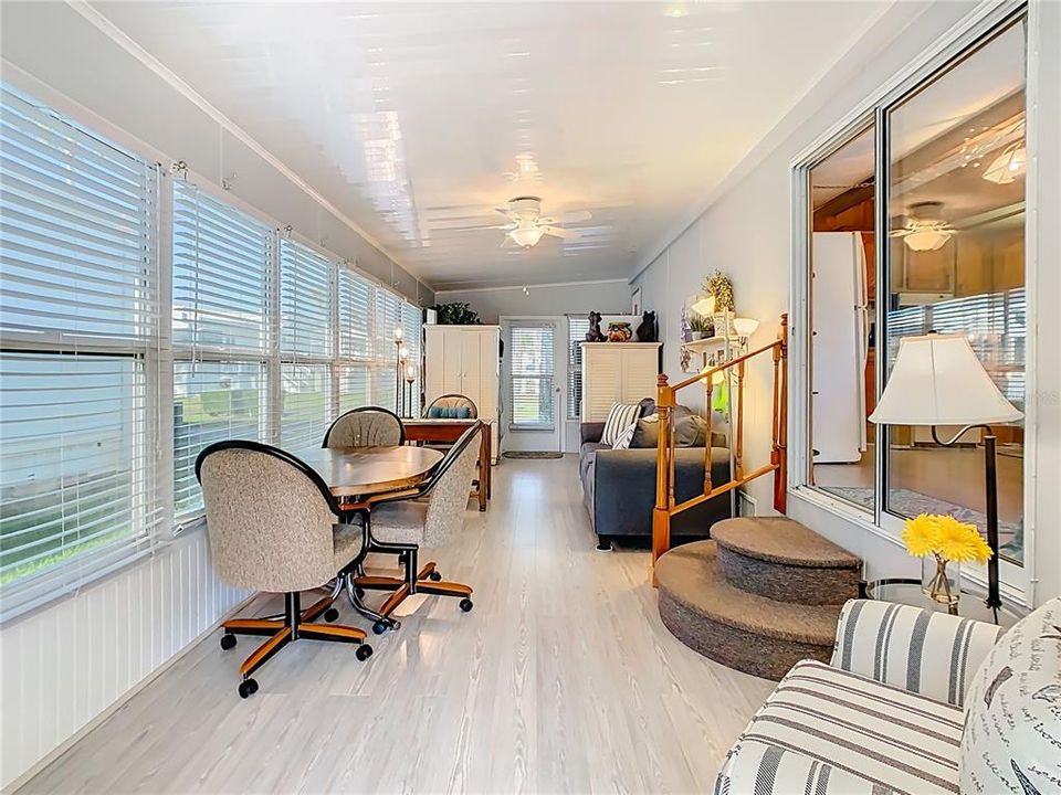 На продажу: $105,000 (1 спален, 1 ванн, 673 Квадратных фут)