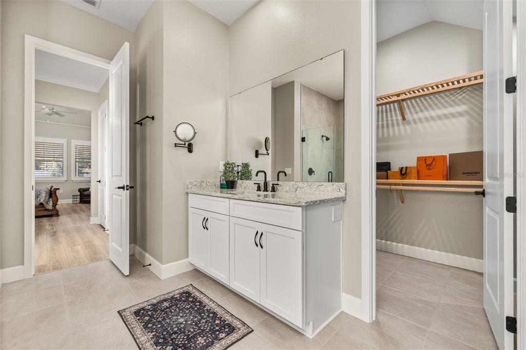 En Venta: $1,895,000 (7 camas, 5 baños, 5236 Pies cuadrados)