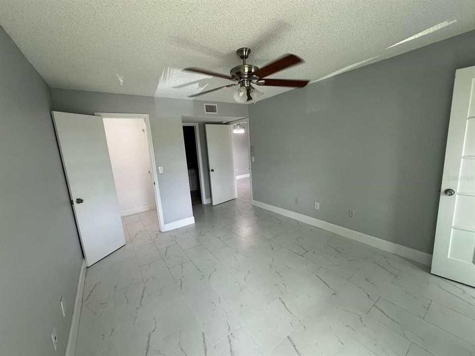 For Rent: $1,600 (2 beds, 2 baths, 1101 Square Feet)