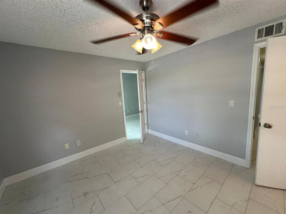 For Rent: $1,600 (2 beds, 2 baths, 1101 Square Feet)