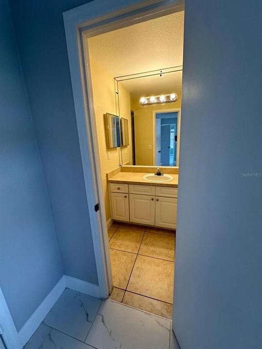 For Rent: $1,600 (2 beds, 2 baths, 1101 Square Feet)