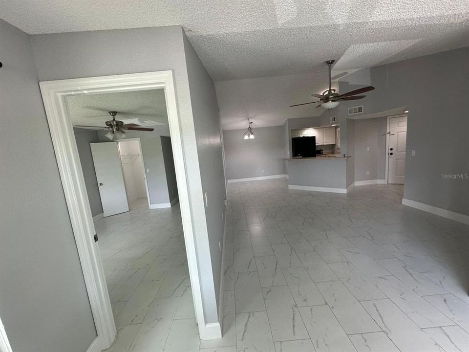 For Rent: $1,600 (2 beds, 2 baths, 1101 Square Feet)