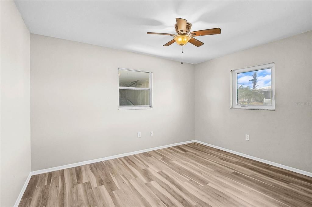 En Venta: $229,900 (2 camas, 2 baños, 1364 Pies cuadrados)