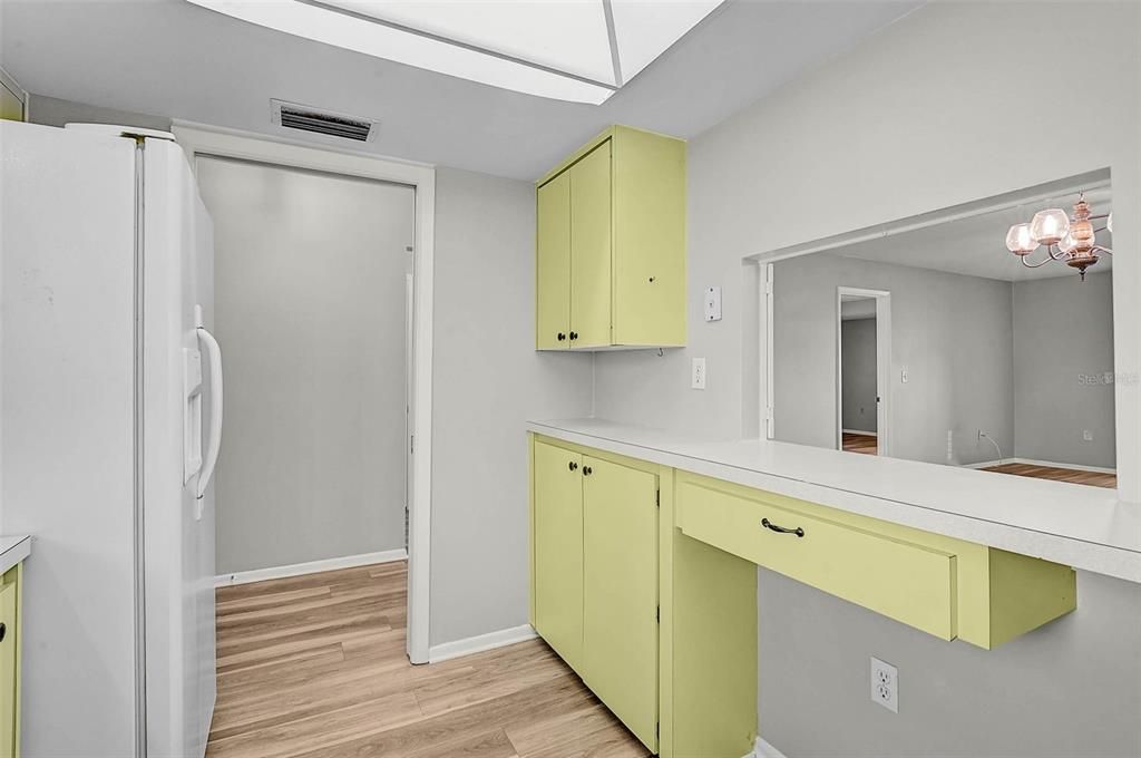 En Venta: $229,900 (2 camas, 2 baños, 1364 Pies cuadrados)