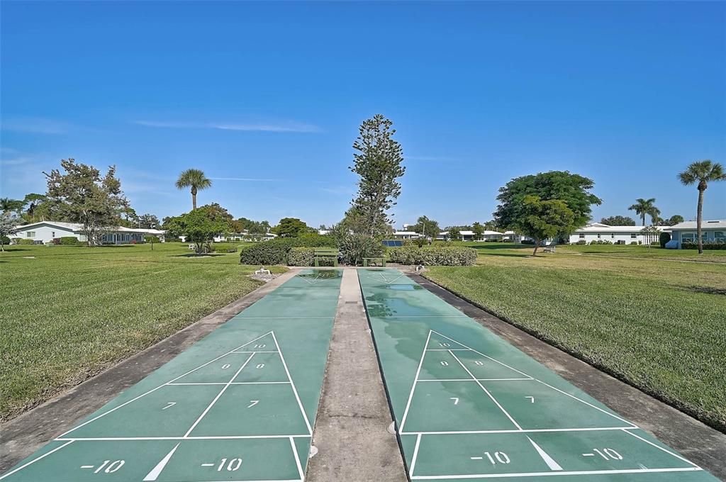 En Venta: $229,900 (2 camas, 2 baños, 1364 Pies cuadrados)