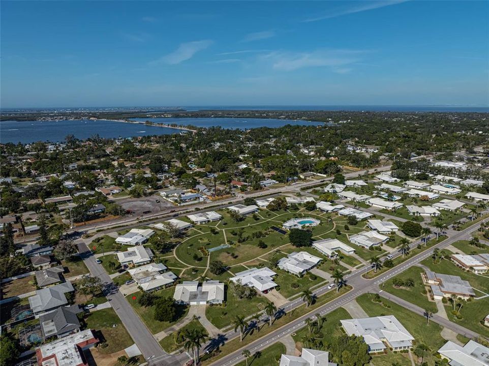 En Venta: $229,900 (2 camas, 2 baños, 1364 Pies cuadrados)