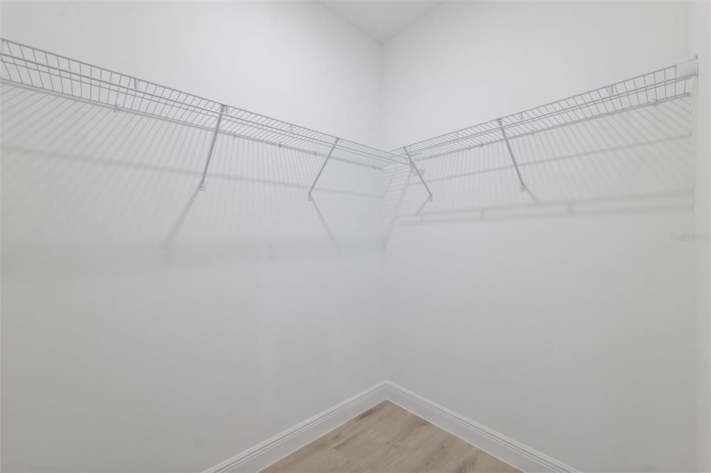 En Renta: $2,000 (4 camas, 2 baños, 1774 Pies cuadrados)