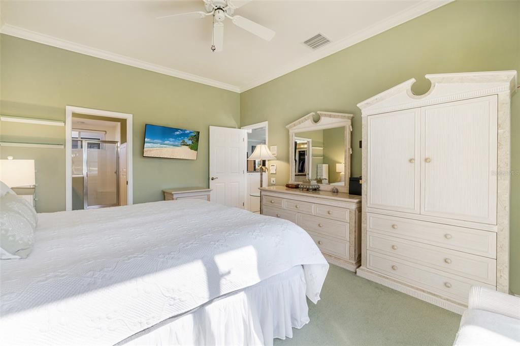 For Sale: $669,900 (3 beds, 2 baths, 1876 Square Feet)