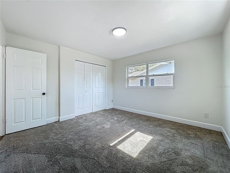 For Sale: $385,000 (4 beds, 2 baths, 1320 Square Feet)