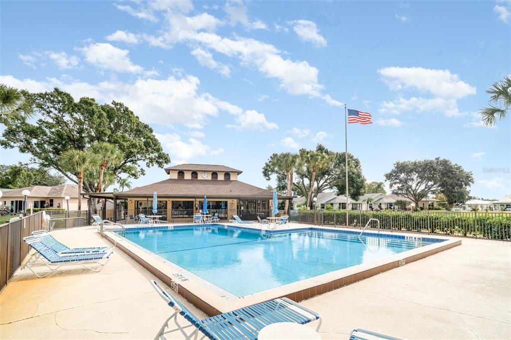 For Sale: $178,000 (2 beds, 2 baths, 1100 Square Feet)