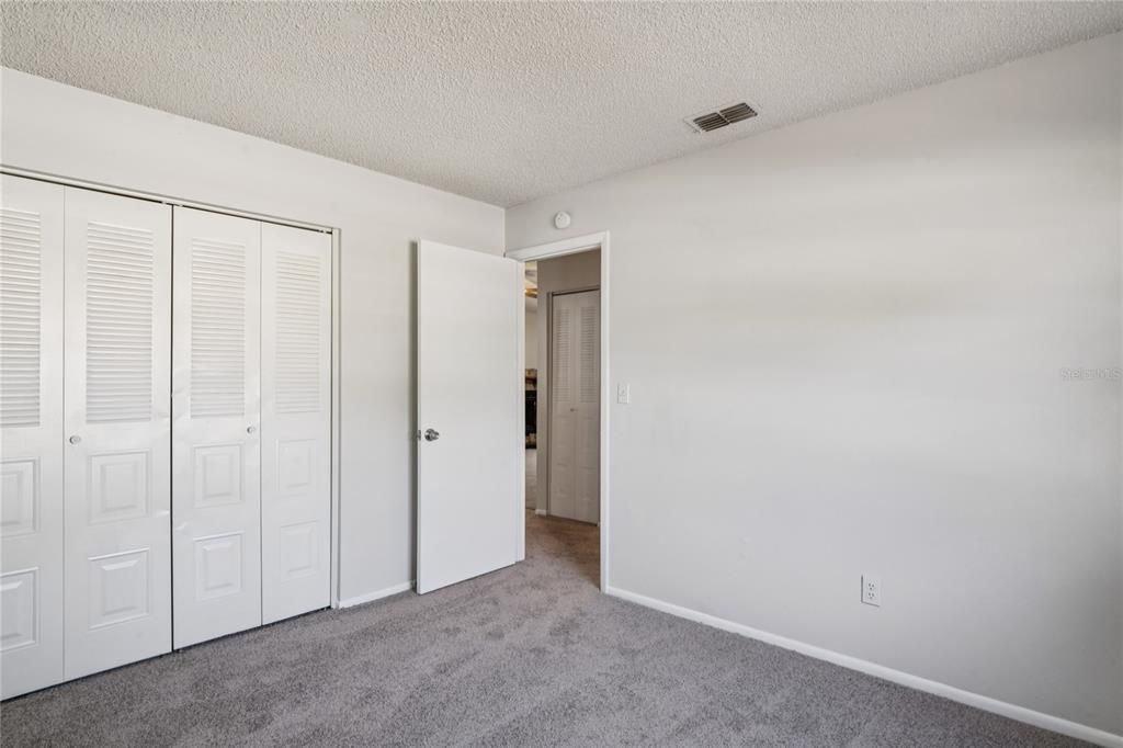 待售: $259,900 (3 贝兹, 2 浴室, 1263 平方英尺)