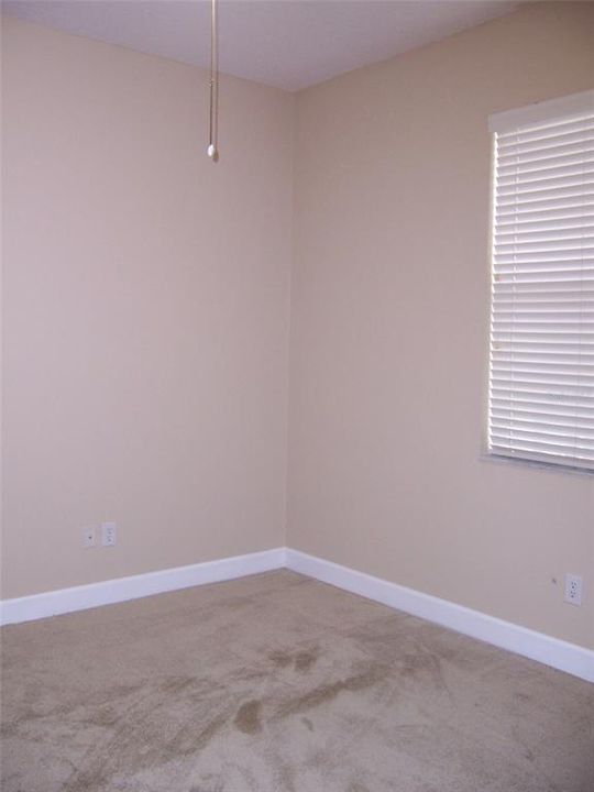 出租: $2,600 (4 贝兹, 3 浴室, 2798 平方英尺)