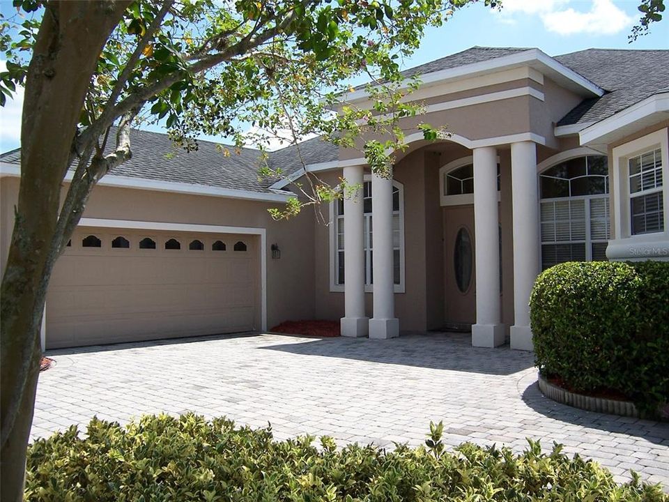 出租: $2,600 (4 贝兹, 3 浴室, 2798 平方英尺)