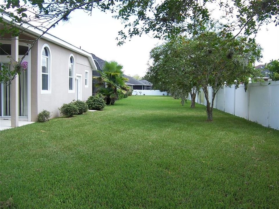 出租: $2,600 (4 贝兹, 3 浴室, 2798 平方英尺)