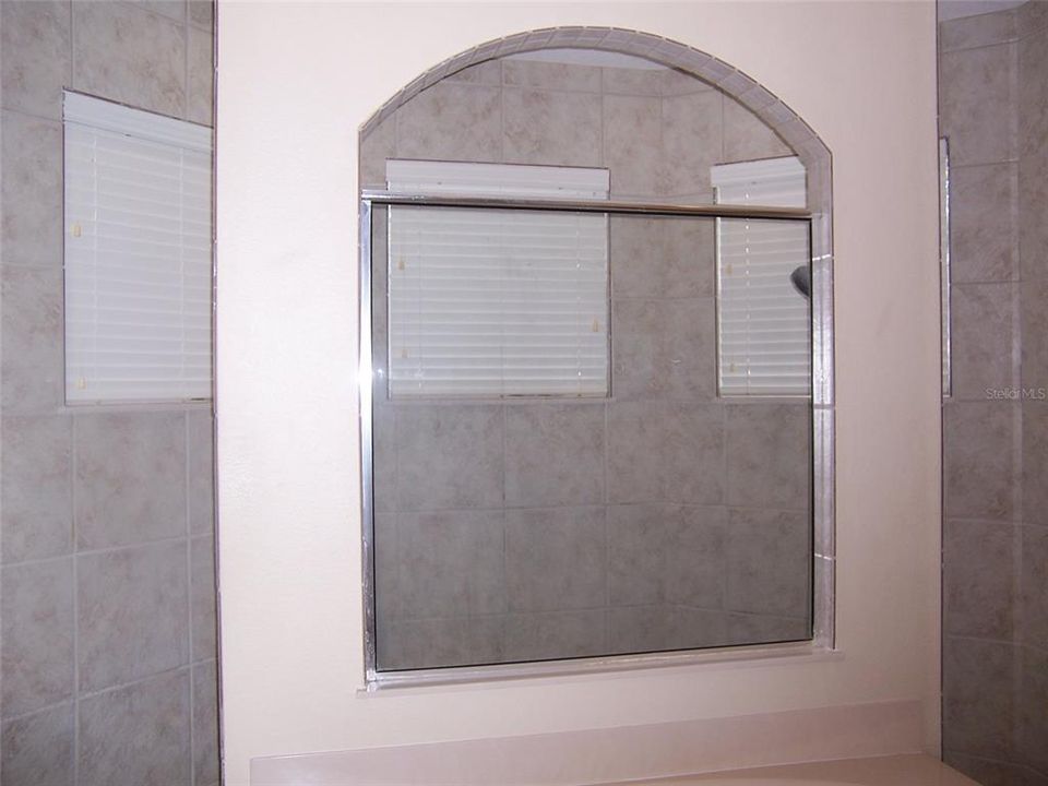 出租: $2,600 (4 贝兹, 3 浴室, 2798 平方英尺)