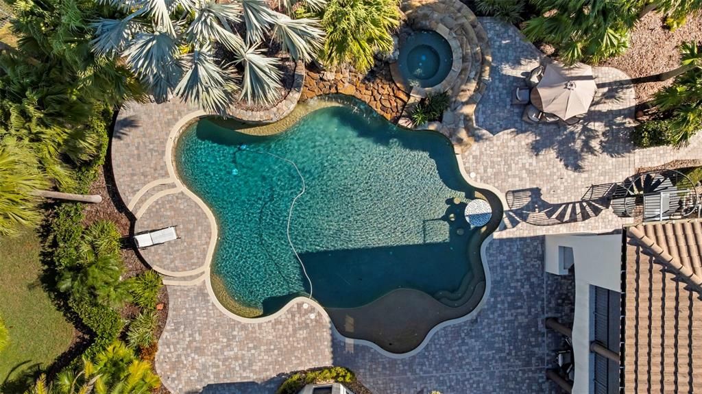 For Sale: $2,995,000 (5 beds, 5 baths, 7969 Square Feet)