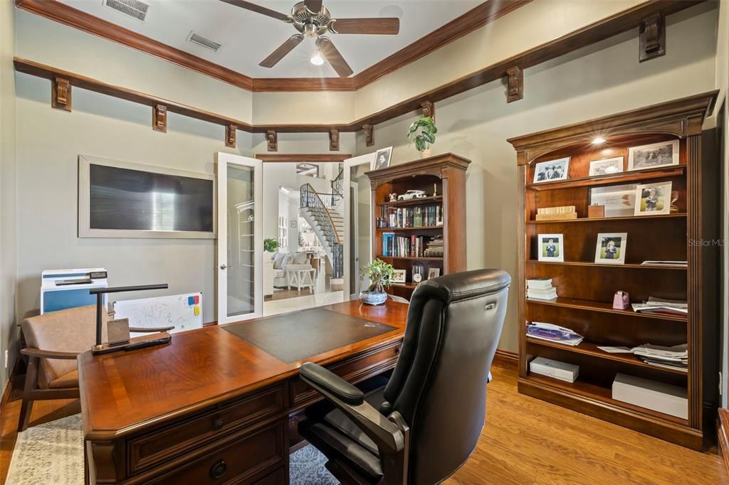 For Sale: $2,995,000 (5 beds, 5 baths, 7969 Square Feet)