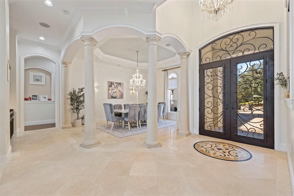 For Sale: $2,995,000 (5 beds, 5 baths, 7969 Square Feet)