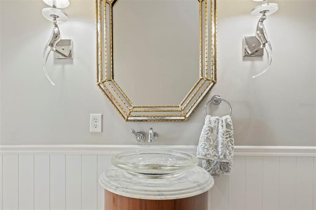 For Sale: $2,995,000 (5 beds, 5 baths, 7969 Square Feet)