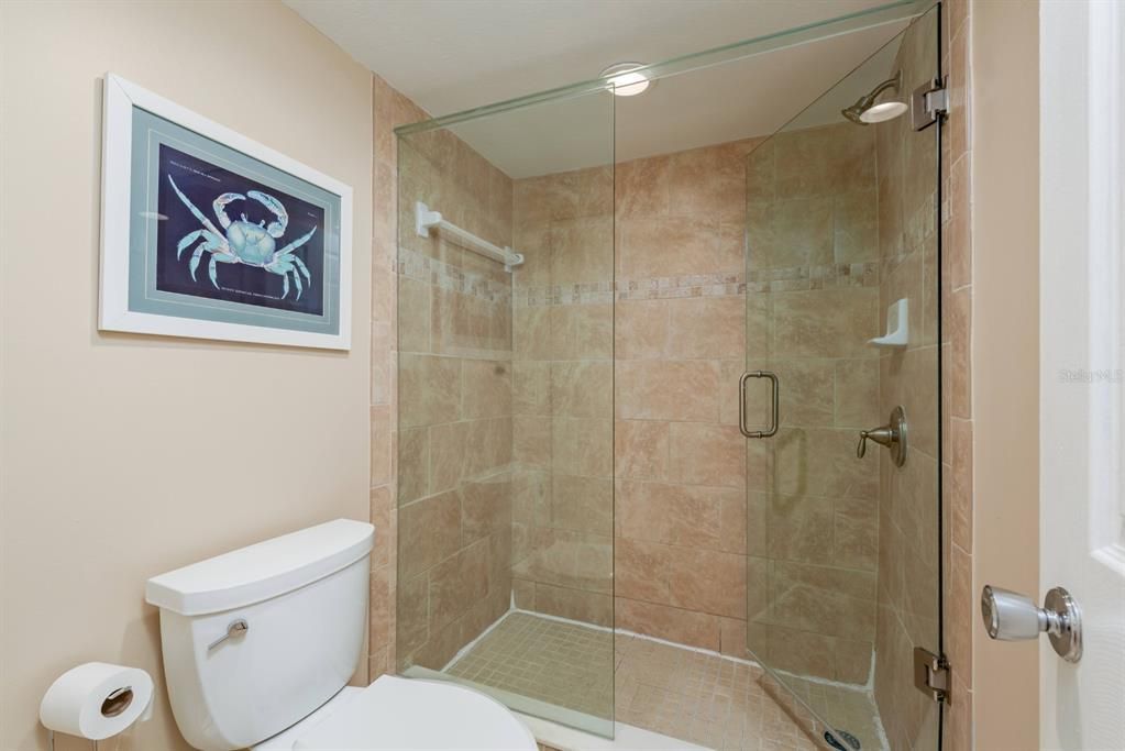 待售: $164,900 (2 贝兹, 2 浴室, 1270 平方英尺)