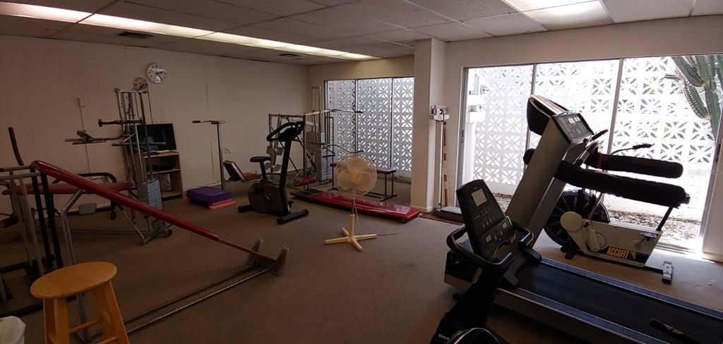 待售: $164,900 (2 贝兹, 2 浴室, 1270 平方英尺)