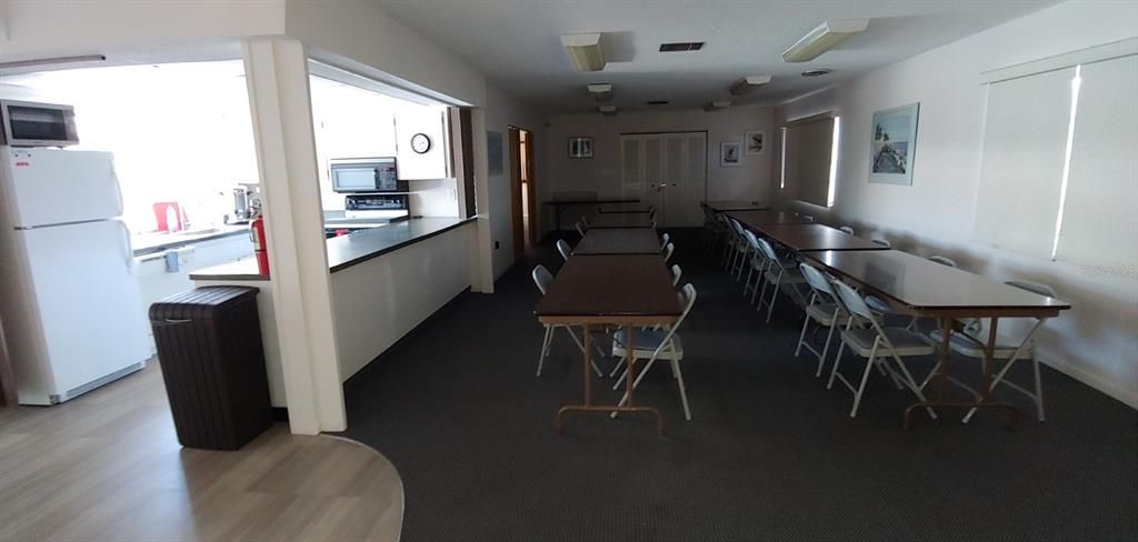 待售: $164,900 (2 贝兹, 2 浴室, 1270 平方英尺)