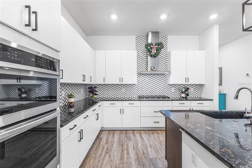 待售: $950,000 (5 贝兹, 4 浴室, 3224 平方英尺)