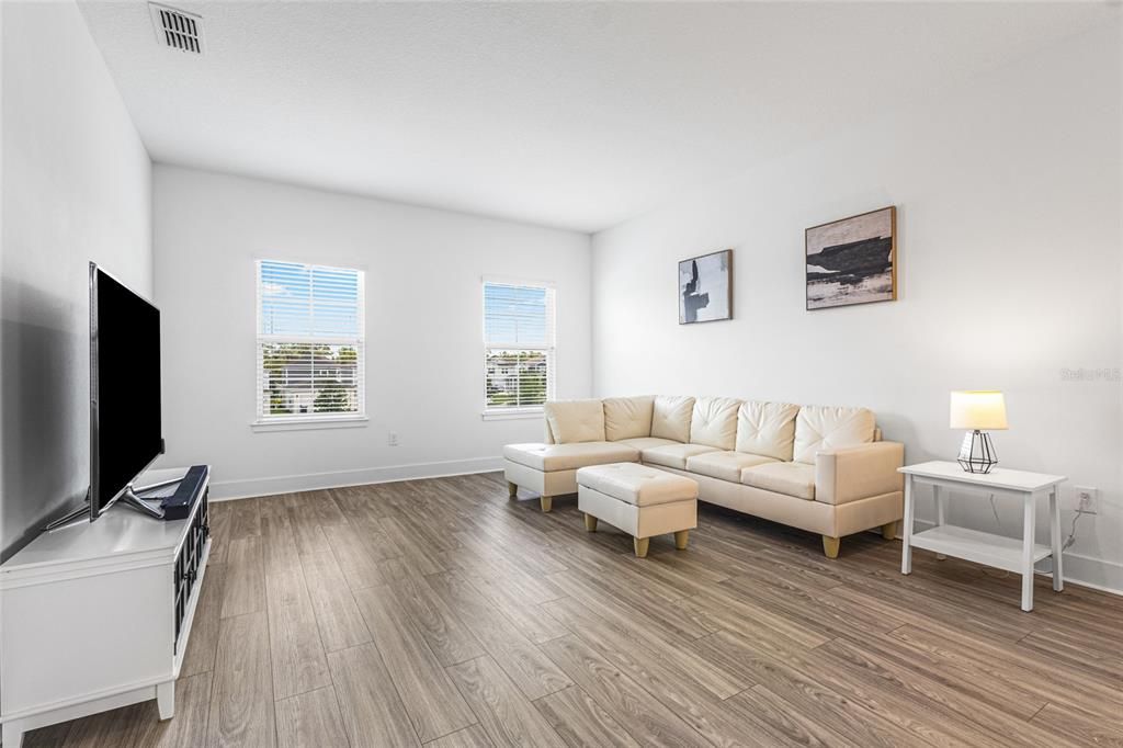 待售: $950,000 (5 贝兹, 4 浴室, 3224 平方英尺)