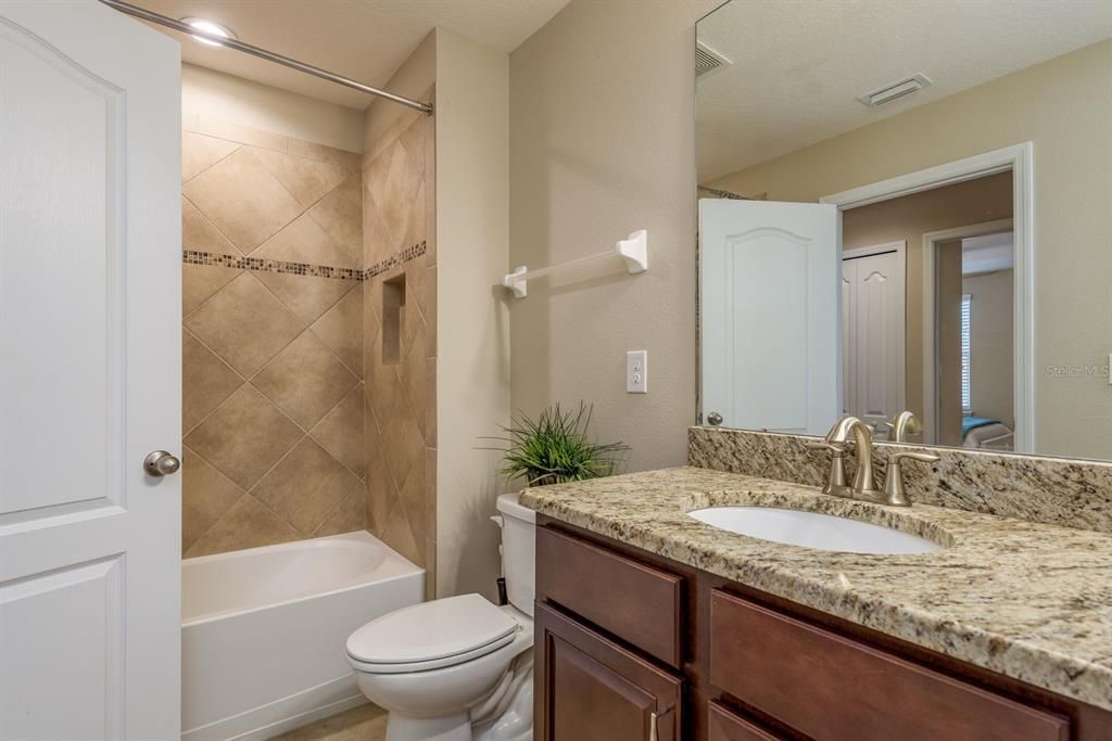 For Sale: $444,900 (4 beds, 2 baths, 1943 Square Feet)