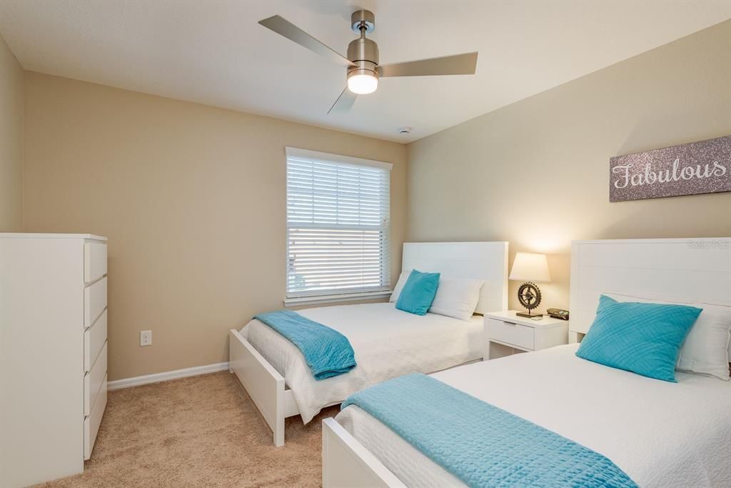 For Sale: $444,900 (4 beds, 2 baths, 1943 Square Feet)