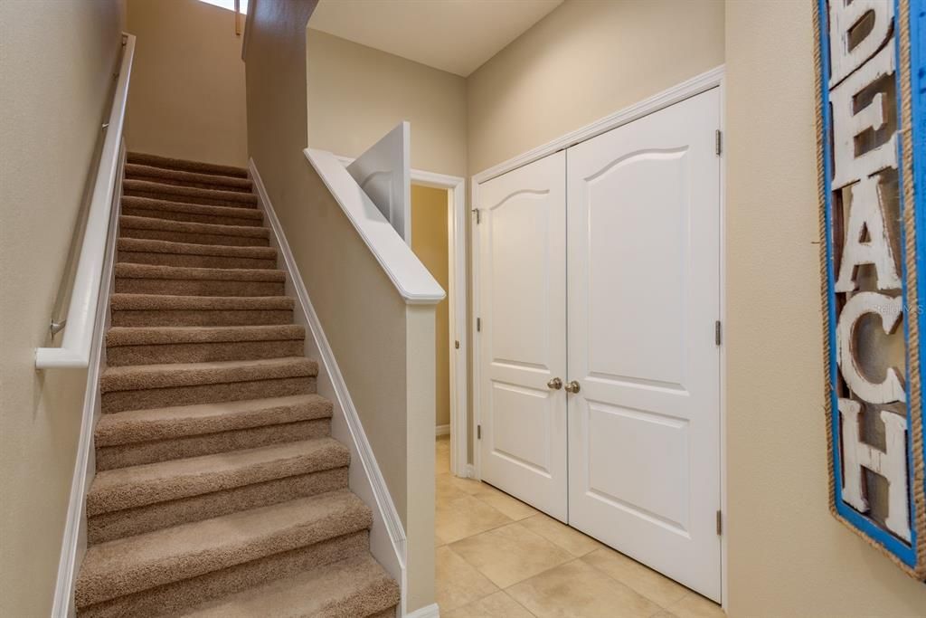 For Sale: $444,900 (4 beds, 2 baths, 1943 Square Feet)