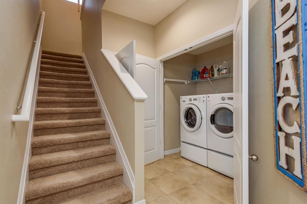 For Sale: $444,900 (4 beds, 2 baths, 1943 Square Feet)