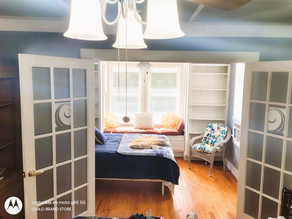 В аренду: $1,800 (2 спален, 2 ванн, 1100 Квадратных фут)